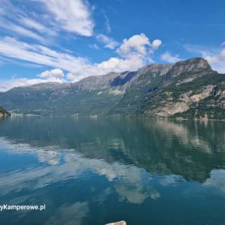 campery asone - IMG-20241118-WA0152