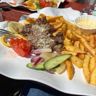 campery asone - IMG-20241118-WA0168